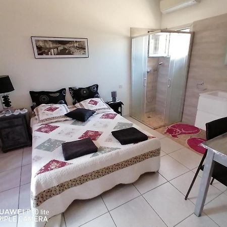 Grande Chambre Dans Villa Proche De La Plage 塞特港 外观 照片